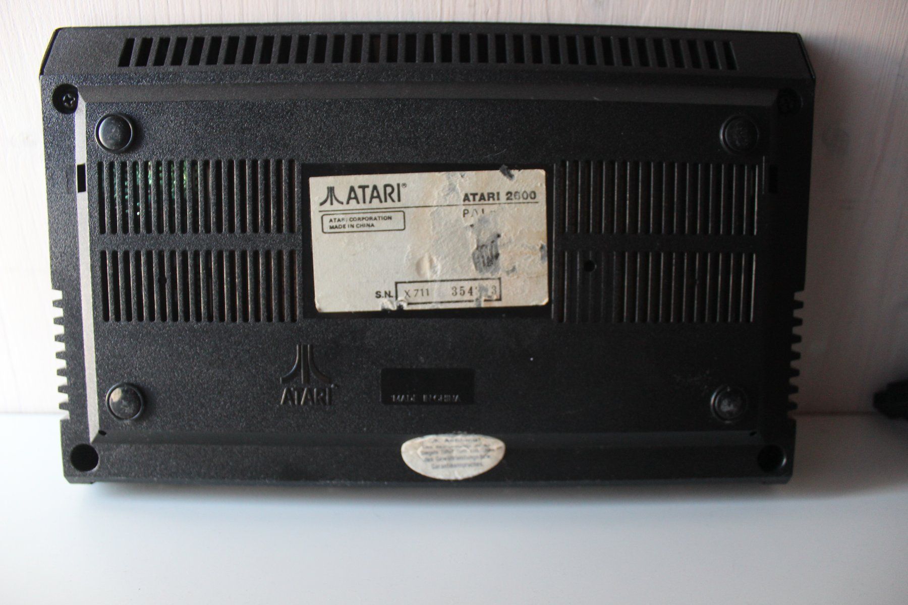 Atari Console: ATARI 2600 Konsole + Netzteil + Controller – Usato da Ebertswil venduto da Ricogoeritz 2