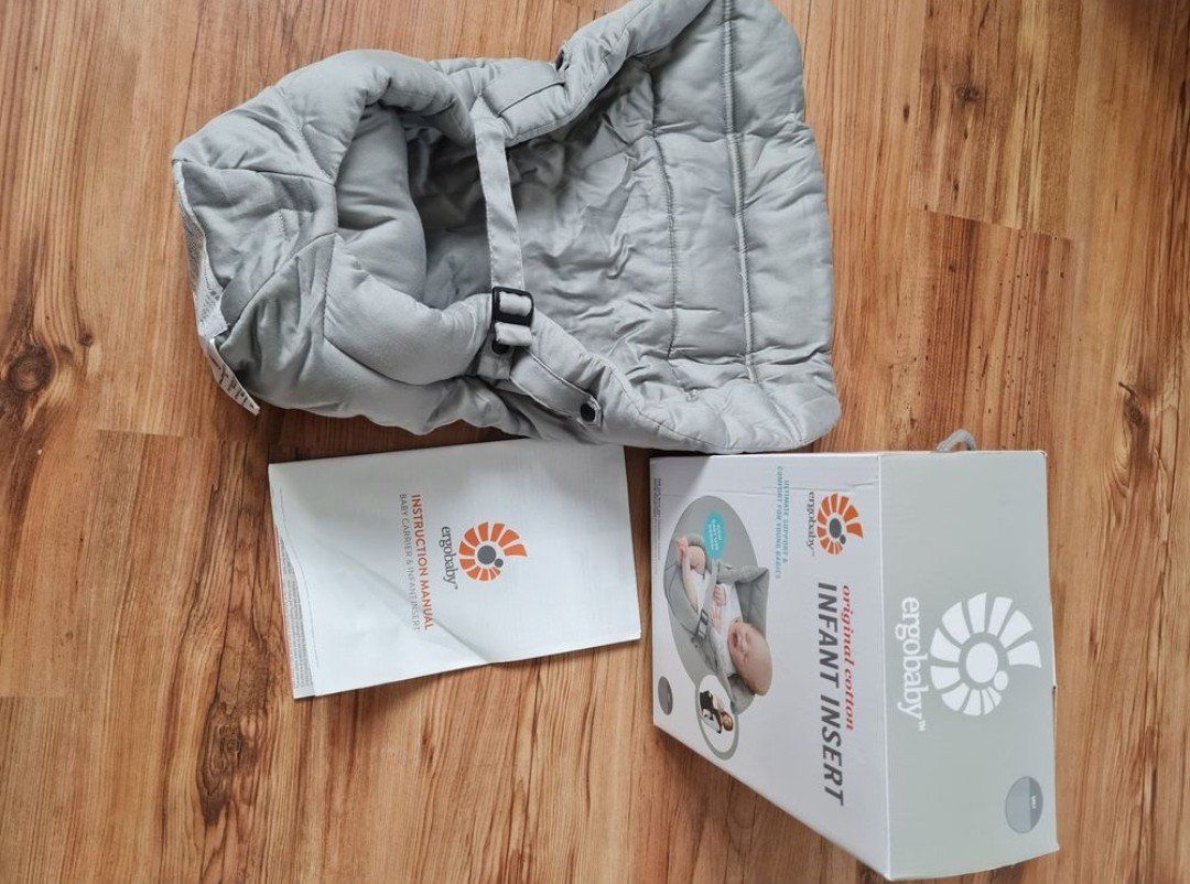 Ergo Baby Marsupi portabebè: Ergobaby Newborn Einsatz Grau – Nuovo e nell'imballaggio originale da Wetzikon ZH venduto da mar_5xmy