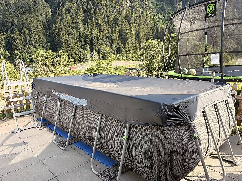 Piscine: Pool Bestway – Usato da Danis venduto da nic_k7j5 3