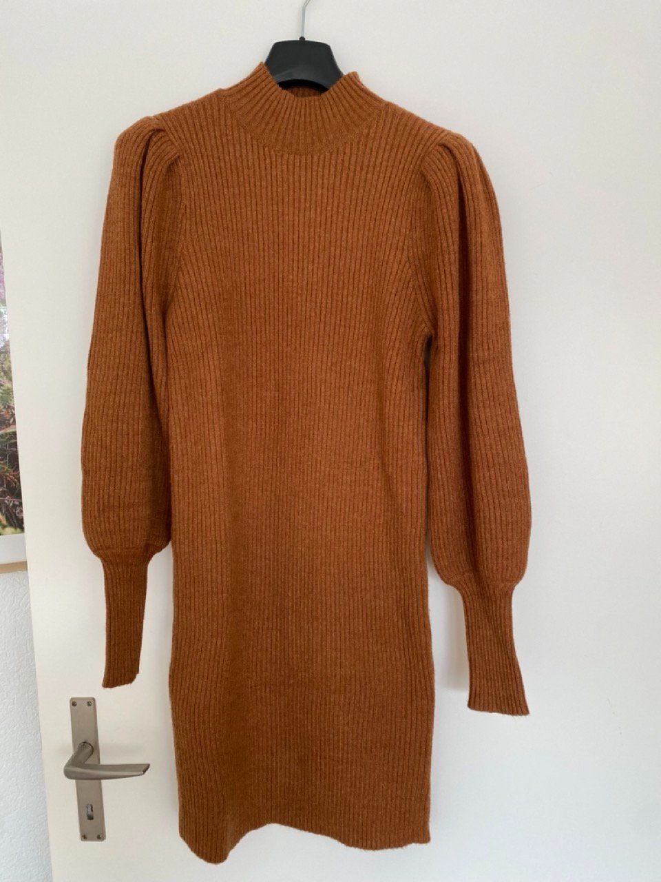 Only Robes: Neues Strickkleid (M) – Neuf avec emballage d'origine à Zumikon par Frauenecke