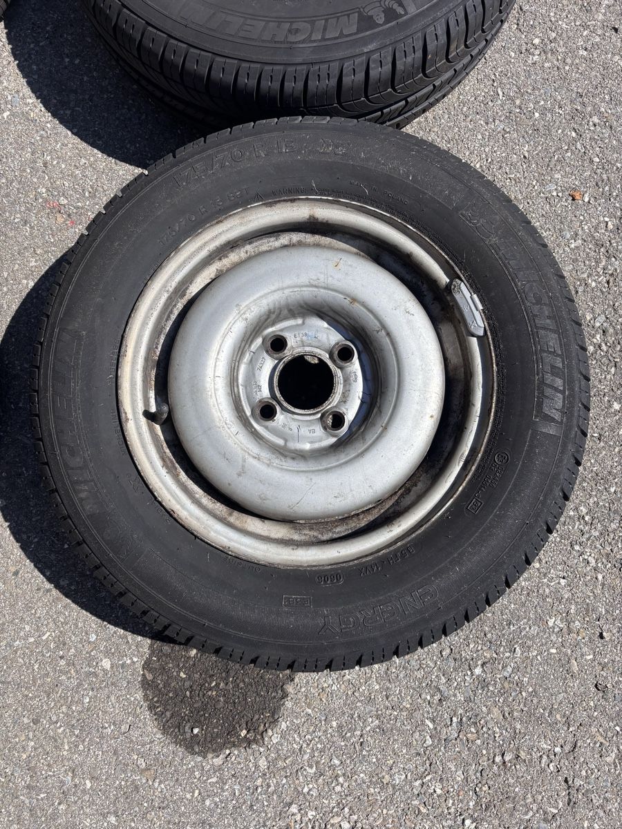 Volkswagen Pneumatici & Ruote complete: Räder von VW Golf 2 – Usato da Montlingen venduto da ste_prb9 1