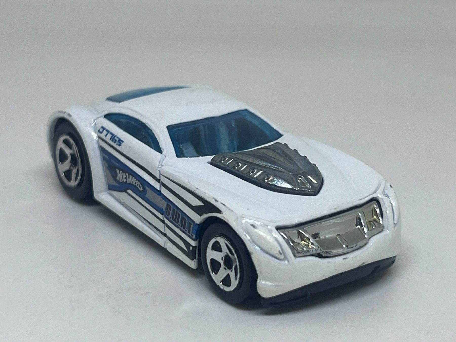 Hot Wheels Modellini d'auto: Hot Wheels Sir Ominous #633 – Usato da Wildegg venduto da LaaBoutique