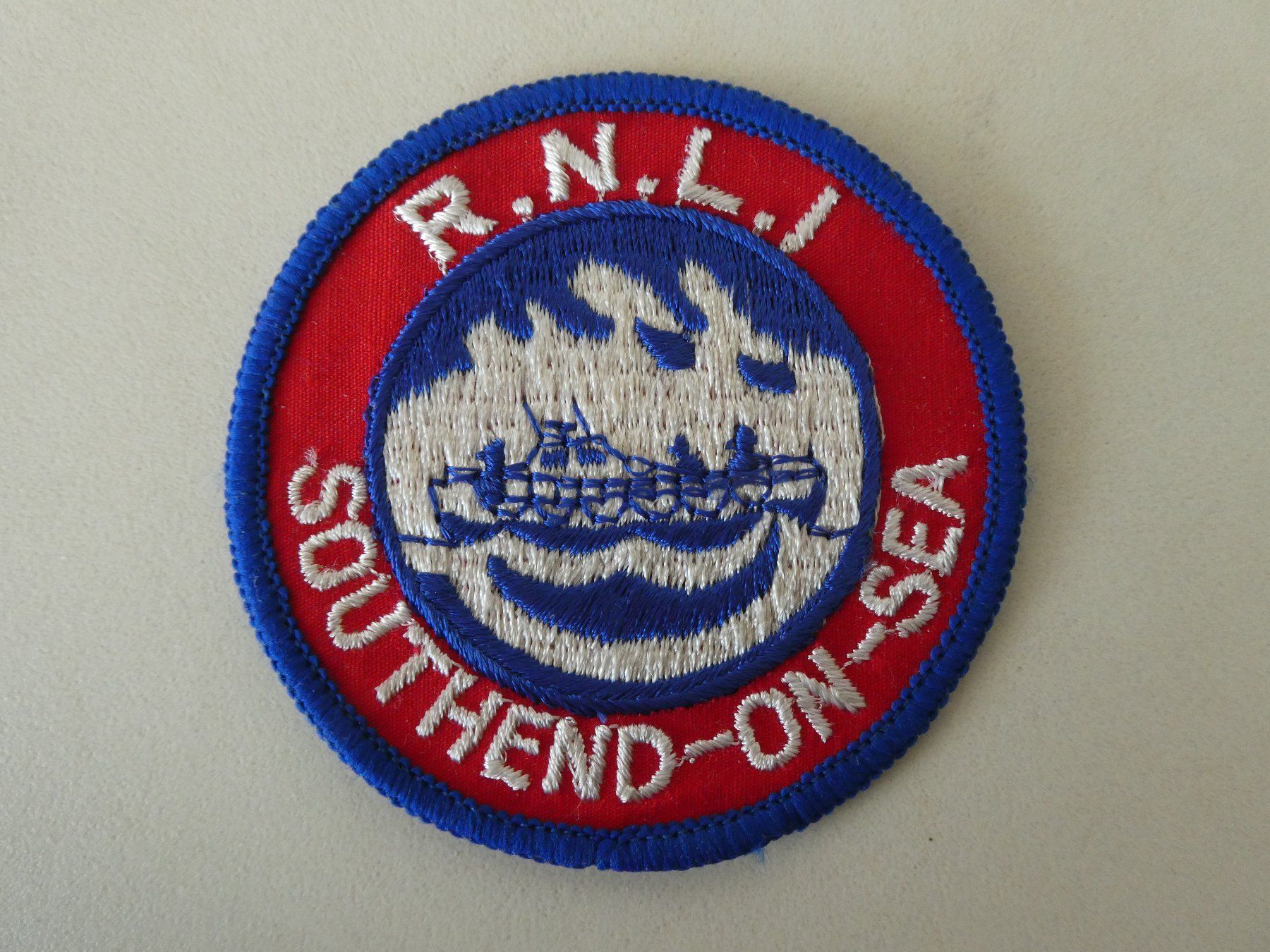 Patches: Patche Aufnäher Southend-On-Sea – Neu (gemäss Beschreibung) aus Basel von Robyn