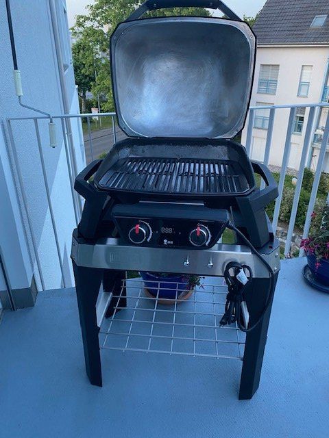 Weber Griglie: Elektrogrill Weber PULSE 2000 WCart BLK CH – Usato da Niederhasli venduto da Tigerproduct