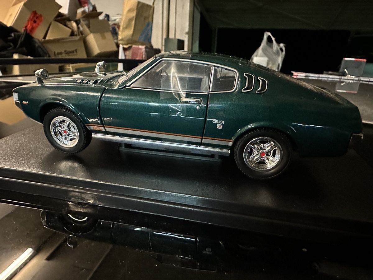 Toyota Modellini d'auto: Toyota celica 2000 gt fastback Oldtimer classic – Nuovo (secondo la descrizione) da Reinach AG venduto da rares75 1