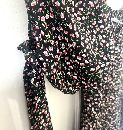 Sienna Sky Sommerkleid,Romantisches Blumenkleid schwarz Gr.M