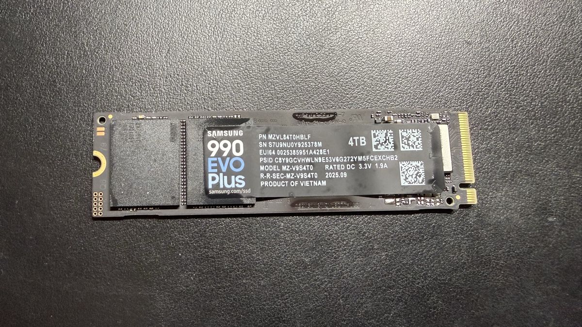 Samsung Dischi rigidi: Samsung 990 EVO Plus 4000 GB, M.2 2280 – Usato da Rüschlikon venduto da sergir