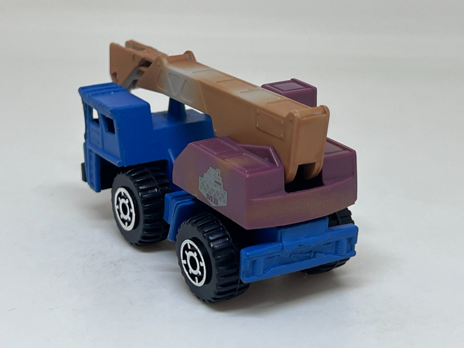 Matchbox Modellini d'auto: Matchbox Mobile Crane #386 – Usato da Wildegg venduto da LaaBoutique 2