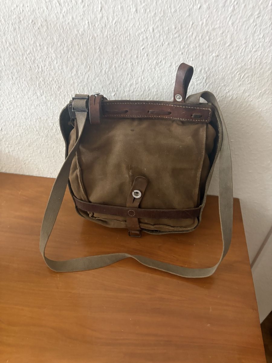 Schweizer Armee Borse: Sac Militaire vintage – Usato da petit lancy venduto da FerreiraLuis 2