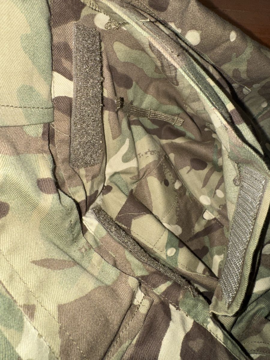 Uniformes: Warm weather combat jacket MTP – D'occasion à Kirchberg BE par tim_gct2 2