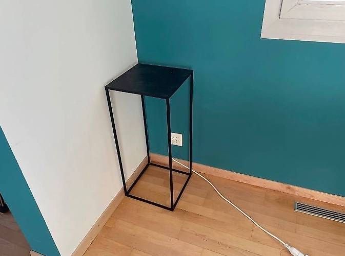 Tables: Couch und Beistelltisch in schwarz – D'occasion à Chur par Tenorio 1