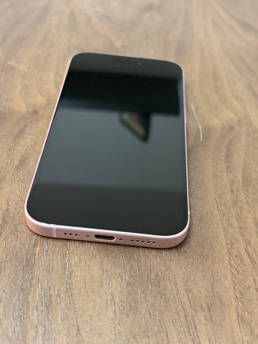Apple Handys / Smartphones: iPhone 15 256GB rosa – Gebraucht aus Spiez von deborahsarahhh 1