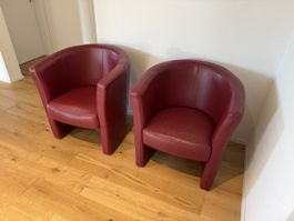 2 weinrote Ledersessel / Clubsessel im Set – bequem, sauber