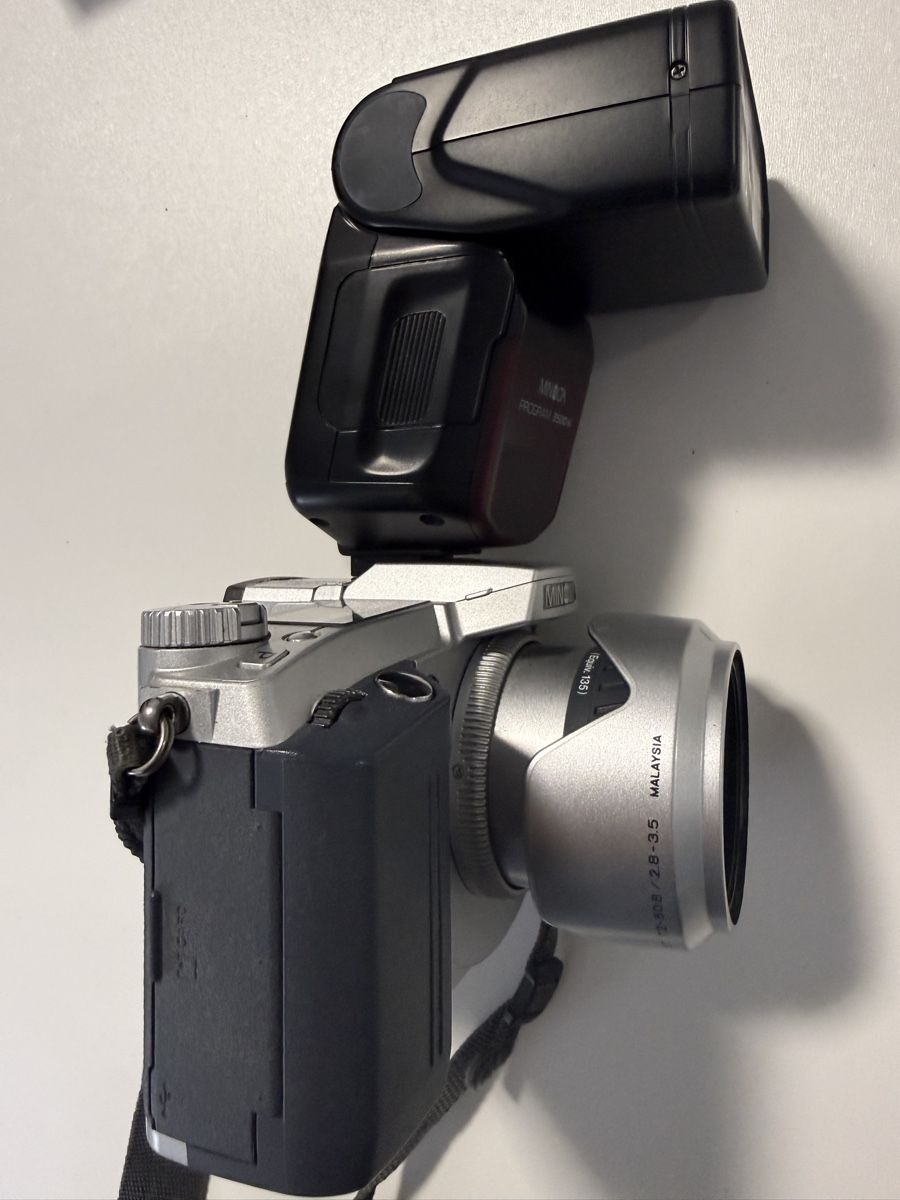 Minolta Fotocamera: Ensemble Appareil Photo Numérique Minolta DiMAGE 7  – Usato da Ardon venduto da Momovs99 6