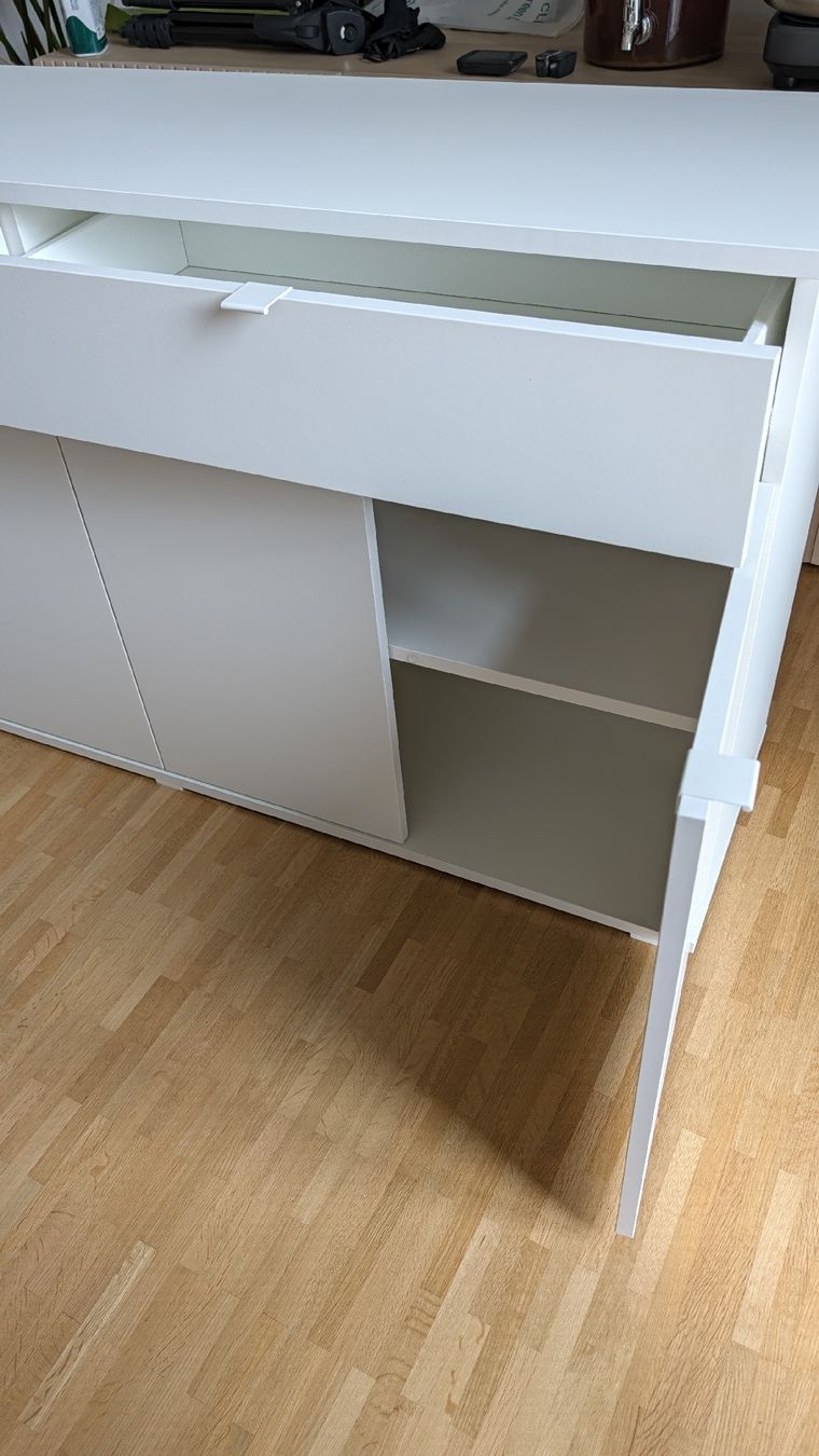 Cassettiere: VIHALS Sideboard Weiss – Usato da Zürich venduto da ilia123 2