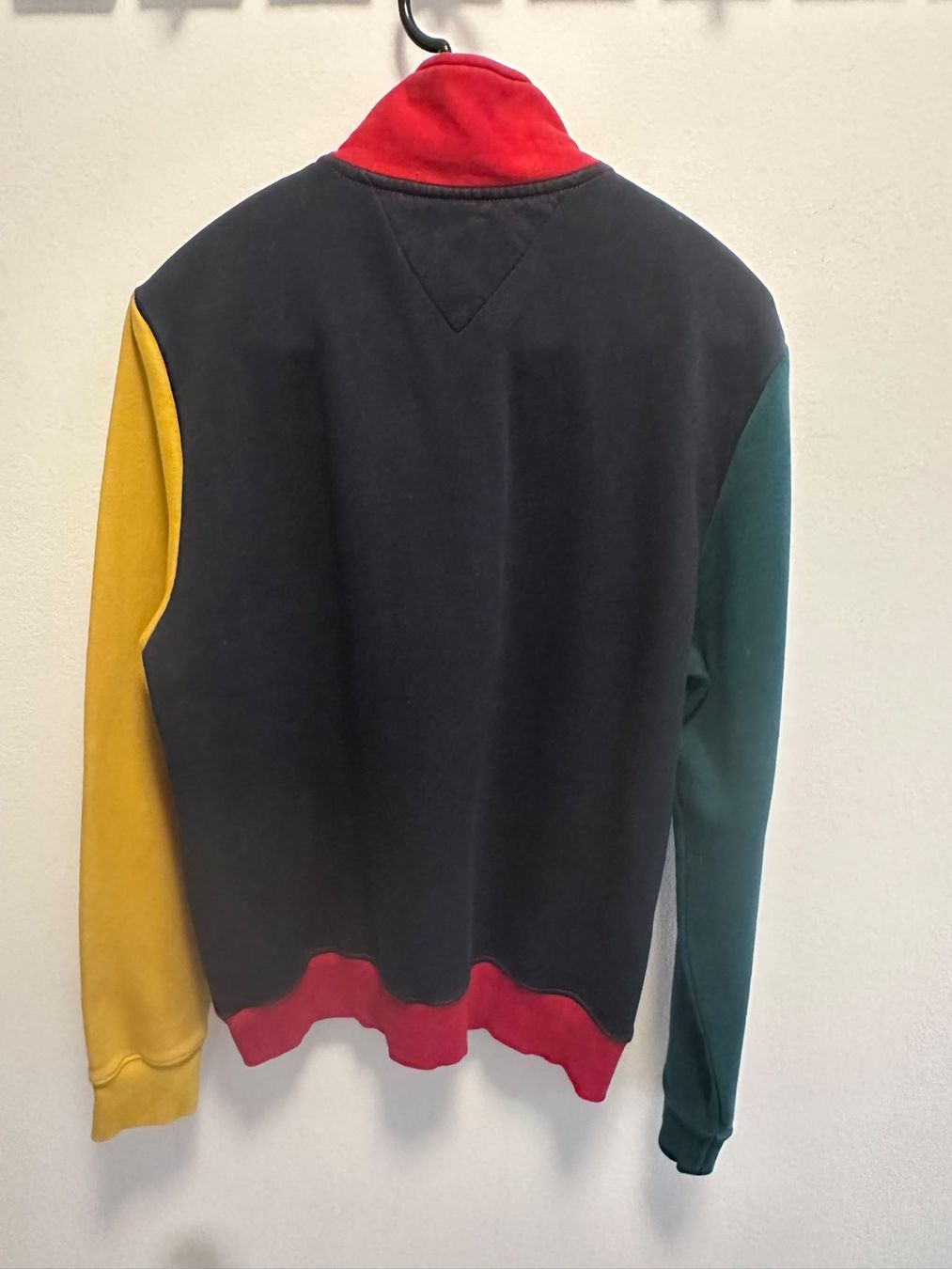Tommy Hilfiger Maglioni & Felpe: Pullover Tommy Hilfiger Gr. S – Usato da Basel venduto da san_2jbt 1