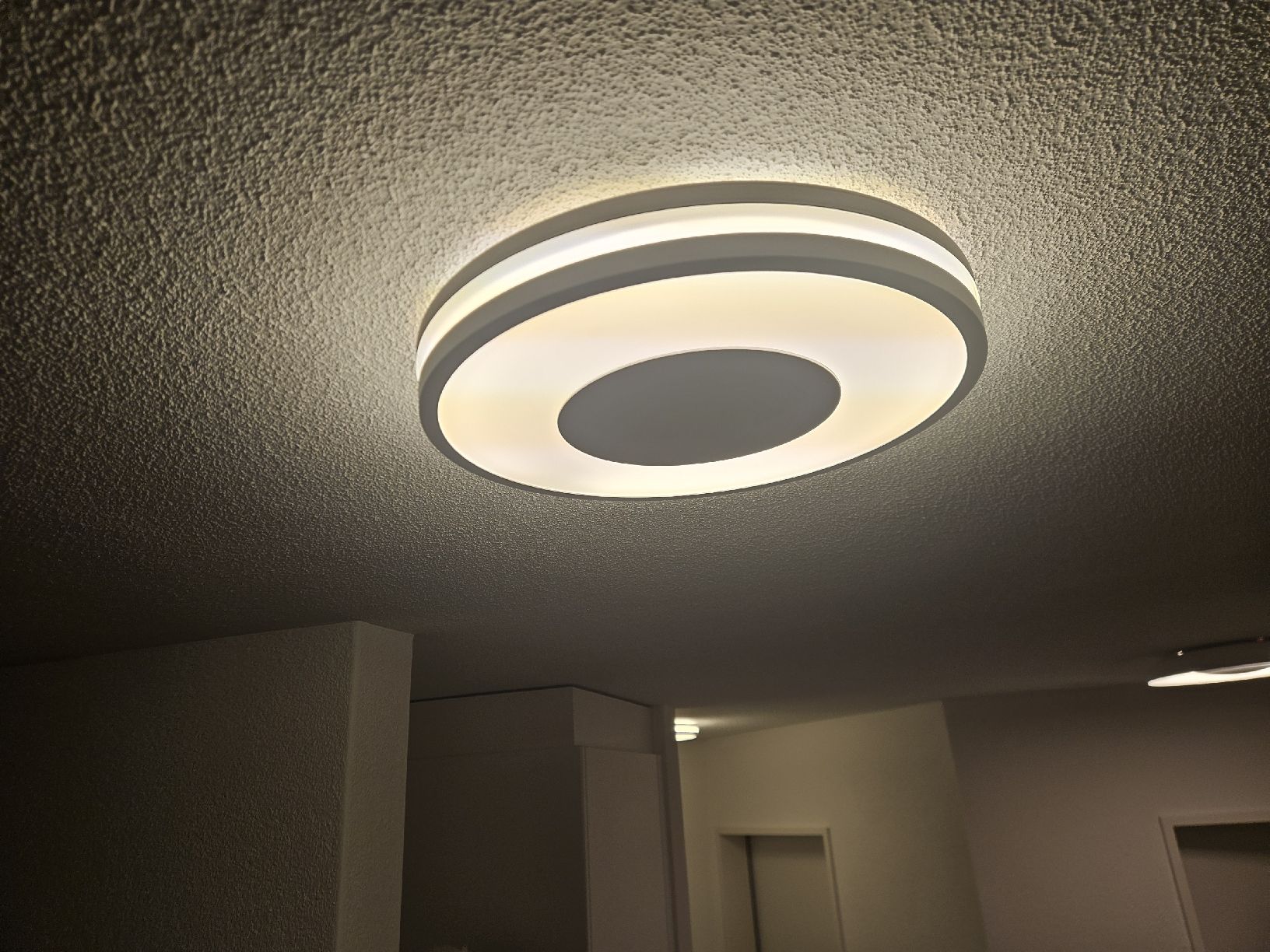 Philips Lustres & lampes de plafonds: Philips Hue Deckenlampe – D'occasion à Nürensdorf par romano_a