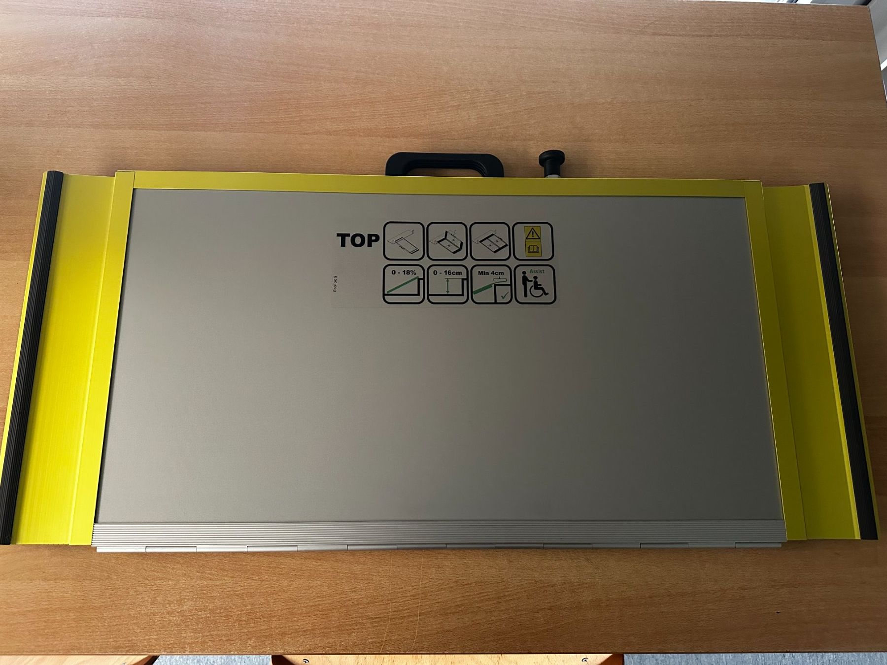 Rampe di accesso: EcoFold 9 mit Rastbolzen – Usato da Thörigen venduto da FBT