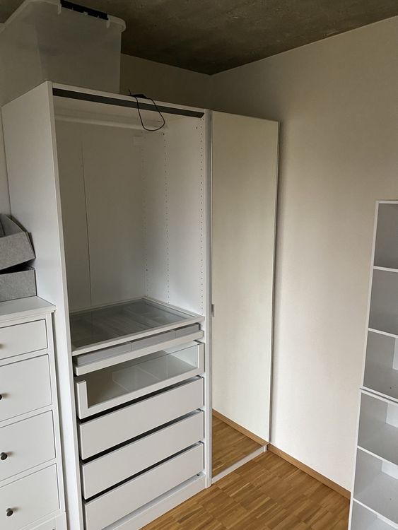 Schöner Kleiderschrank PAX von IKEA mit Spiegeltür (Neu (gemäss ...