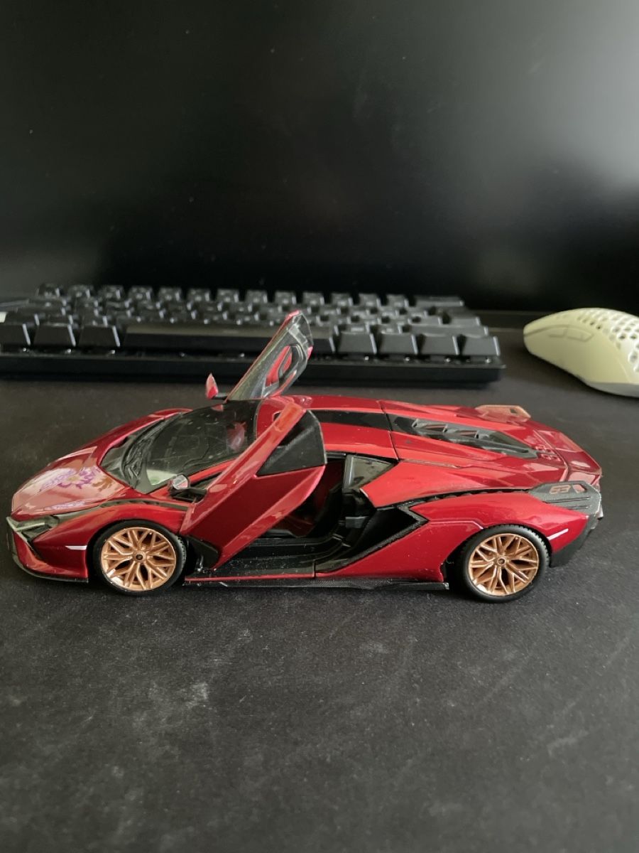 Bburago Modellini d'auto: Modellauto 1/24 Maisto und Burago – Usato da Muttenz venduto da bem_feito 1
