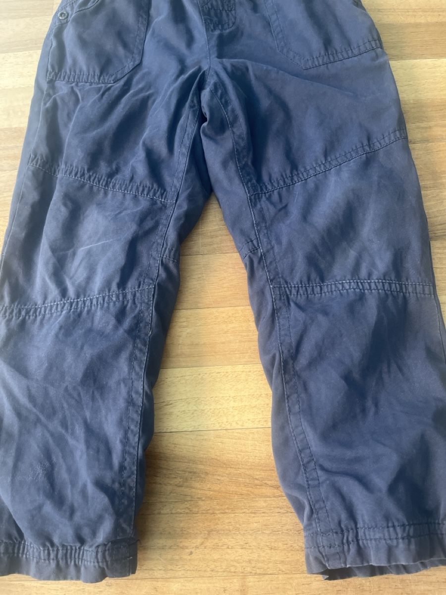 Pantalons: Kinder Hose Gr 94 – D'occasion à Basel par HugChristine 3