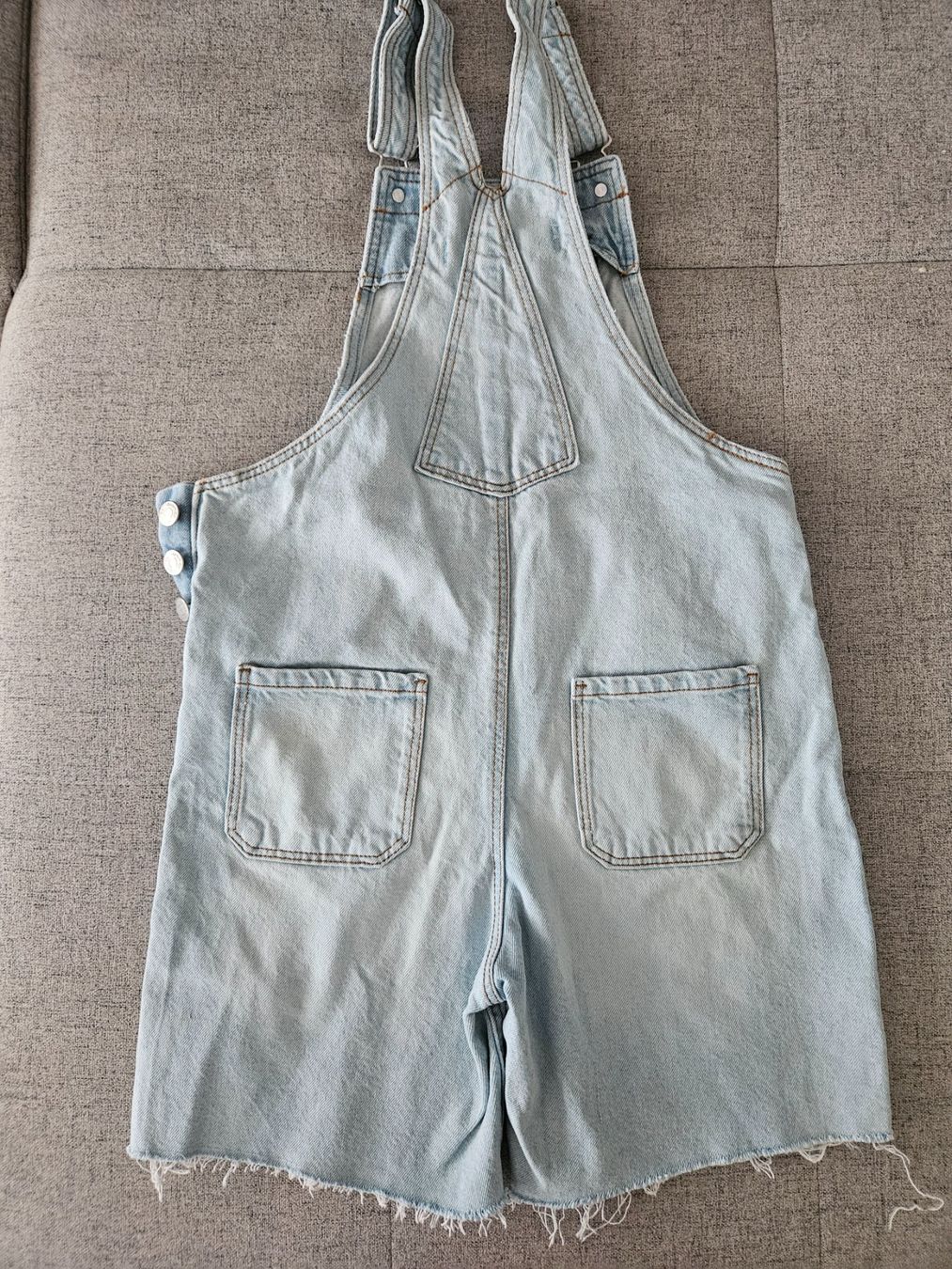 Pantaloni: Latzhose Denim Kurz Gr.152 Top Zustand! – Usato da Bellach venduto da RE-NA 1