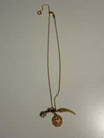 Goldene Thomas Sabo Halskette mit drei Charms