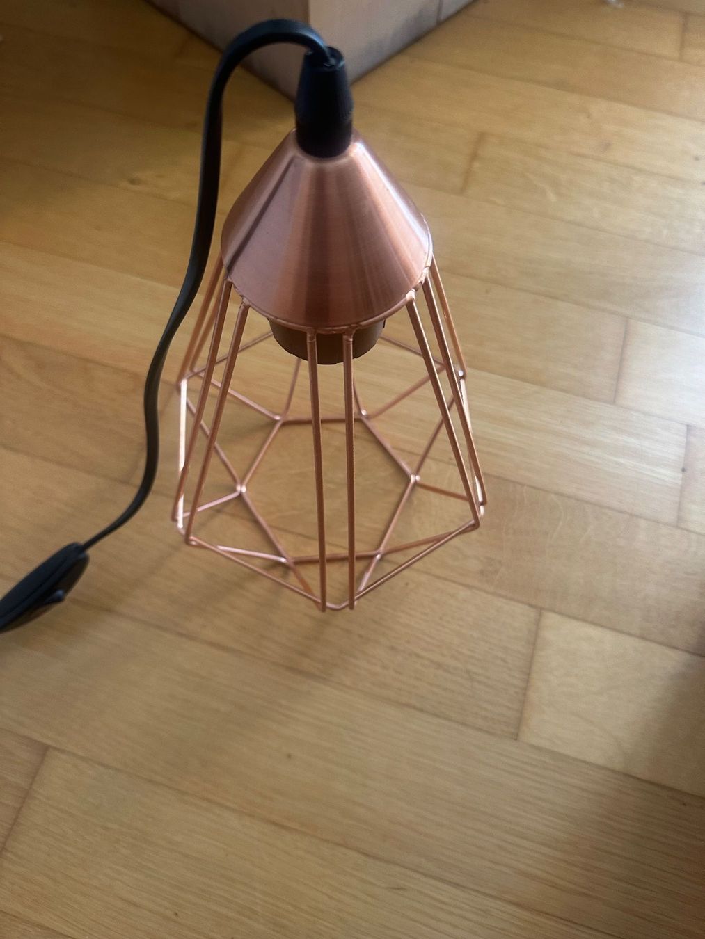 Lampade: Nachttischlampe / Industrial Lampe – Usato da Zürich venduto da cedibieri 1