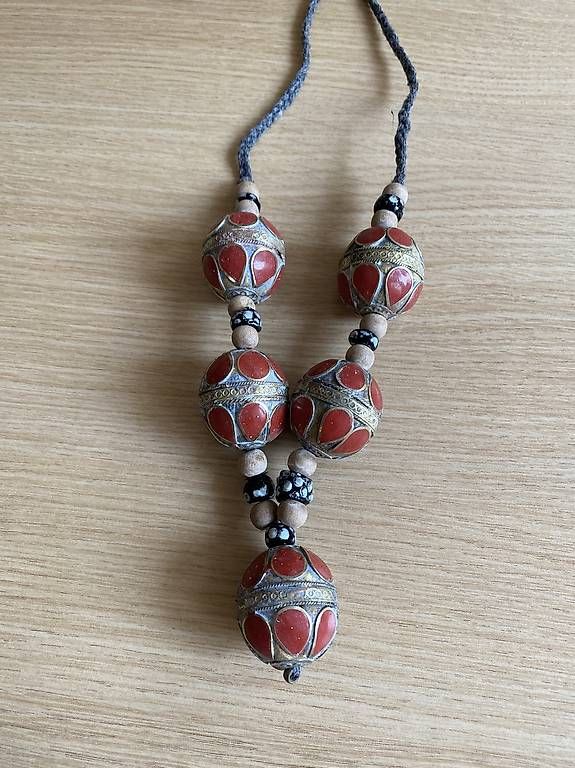 Catenine: Collana Tibetana  – Usato da Cureglia venduto da Alevintage74