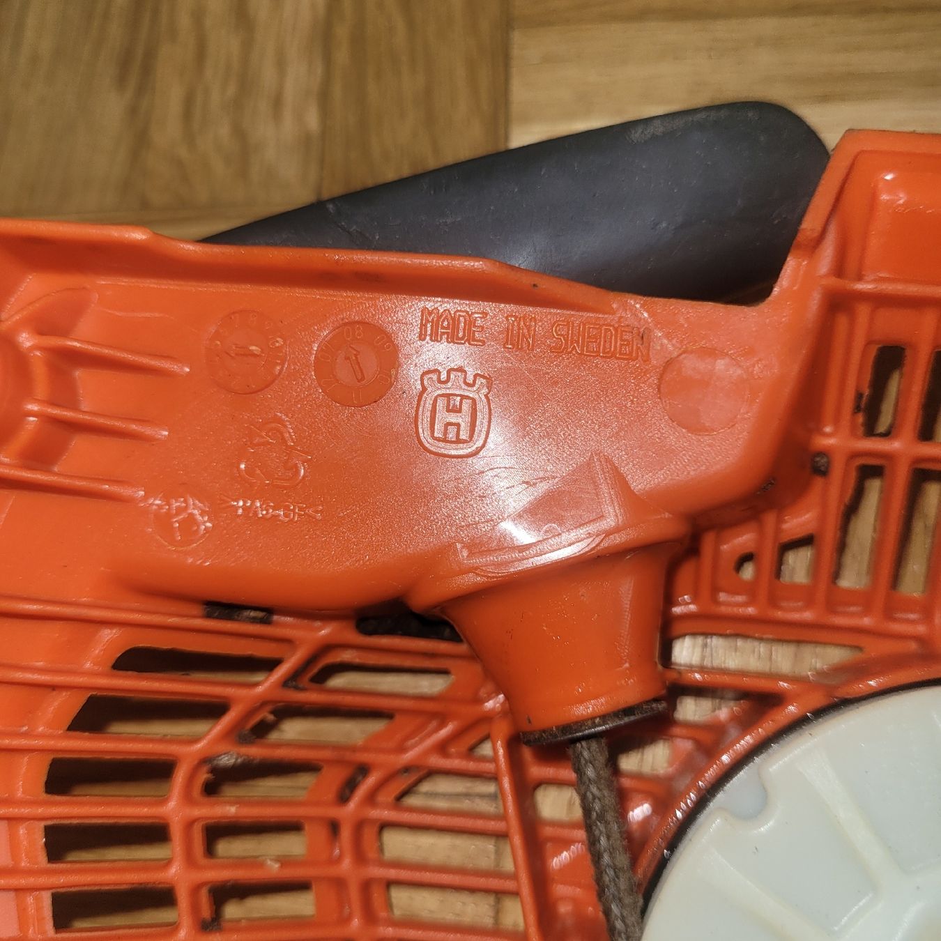 Husqvarna Scies: Husqvarna 576 XPG Startergehäuse – D'occasion à Bolligen par matijav 2