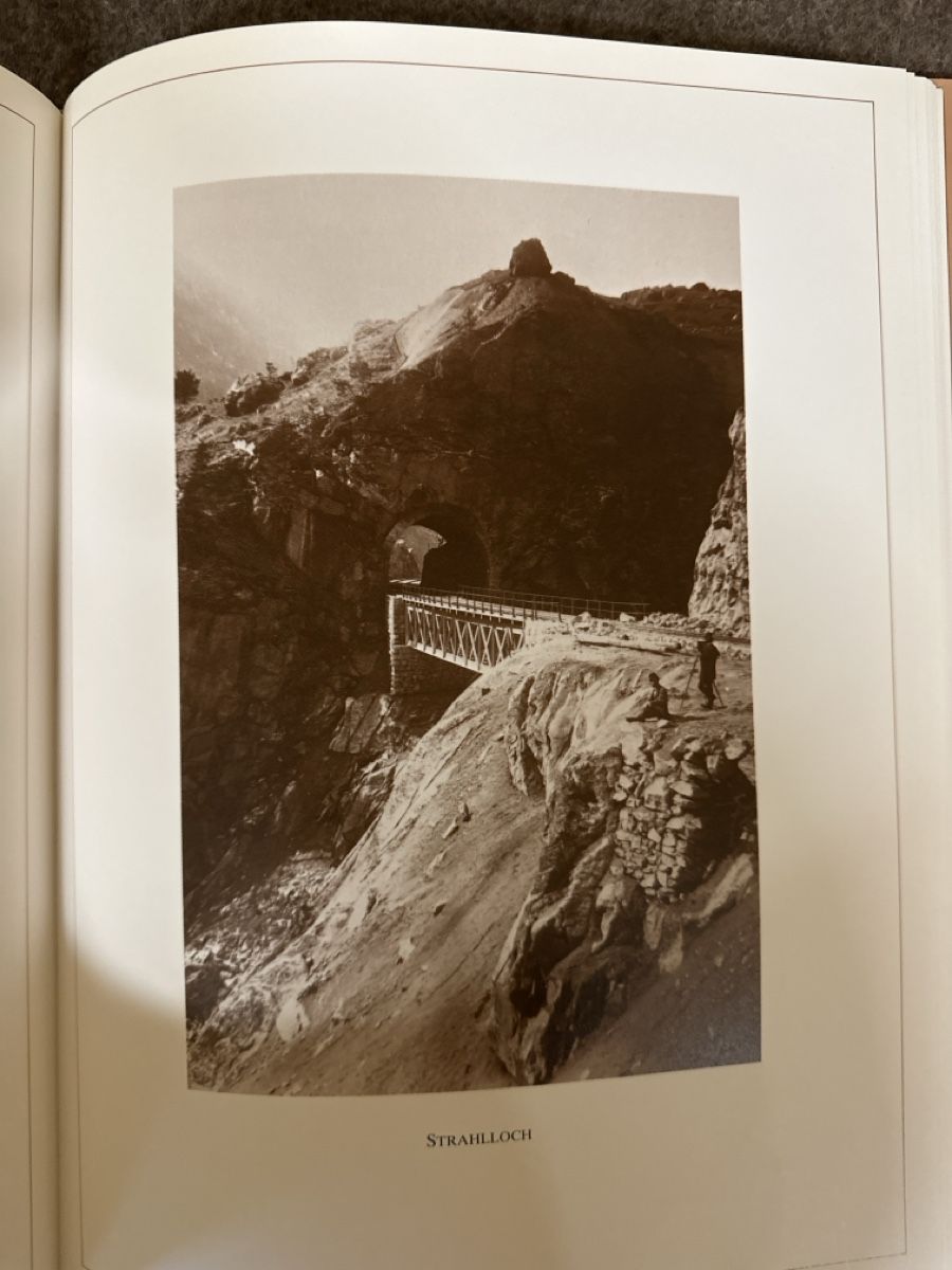 Libri: Gotthard - Als die Bahn gebaut wurde – Usato da Baar venduto da Hillsboro 2