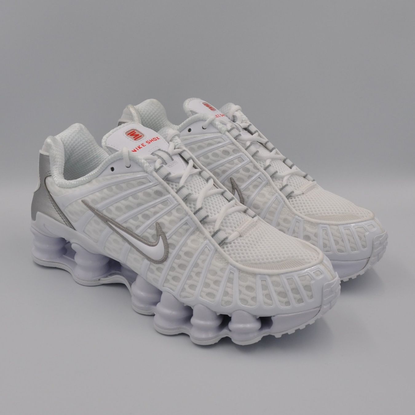 Nike Scarpe da uomo: Nike Shox TL White 44.5 – Nuovo e nell'imballaggio originale da Bern venduto da SneakerheavenLT 1