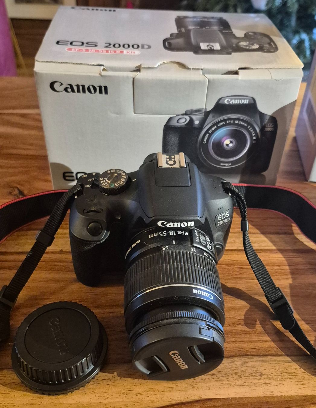 Canon Kamera: Canon EOS 2000D + 2 objectifs – Neu und originalverpackt aus jussy von Mapetitebroc 1
