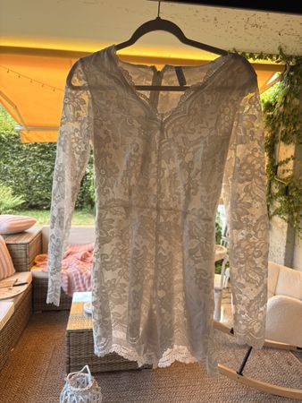 Spitzenkleid/Einteiler weiss Grösse M neuwertig