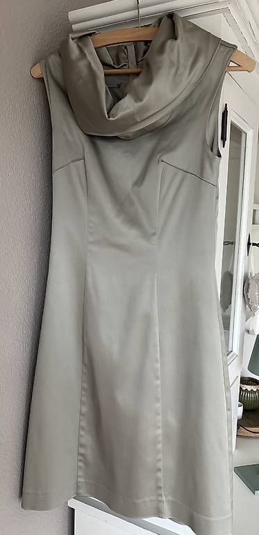 Vestiti: Festkleid in der Grösse 36 – Usato da Jegenstorf venduto da momonika 1