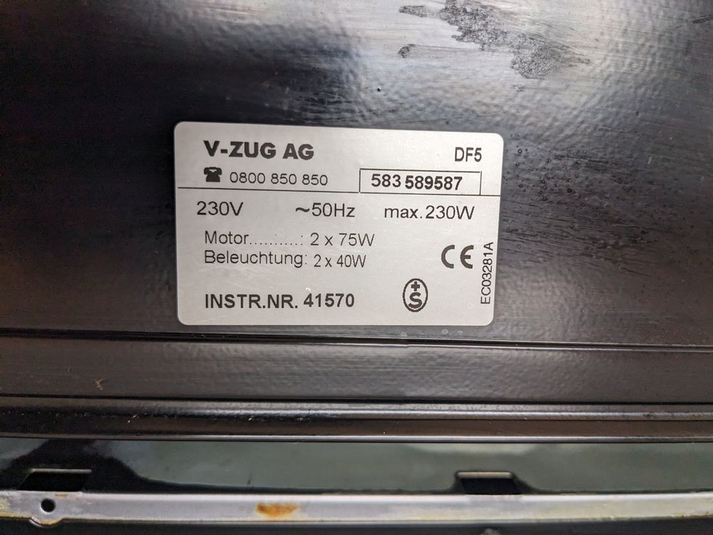 V-Zug Cappe di aspirazione: V-ZUG Dunstabzug DF5 nero – Usato da Bonstetten venduto da introwertyk 2
