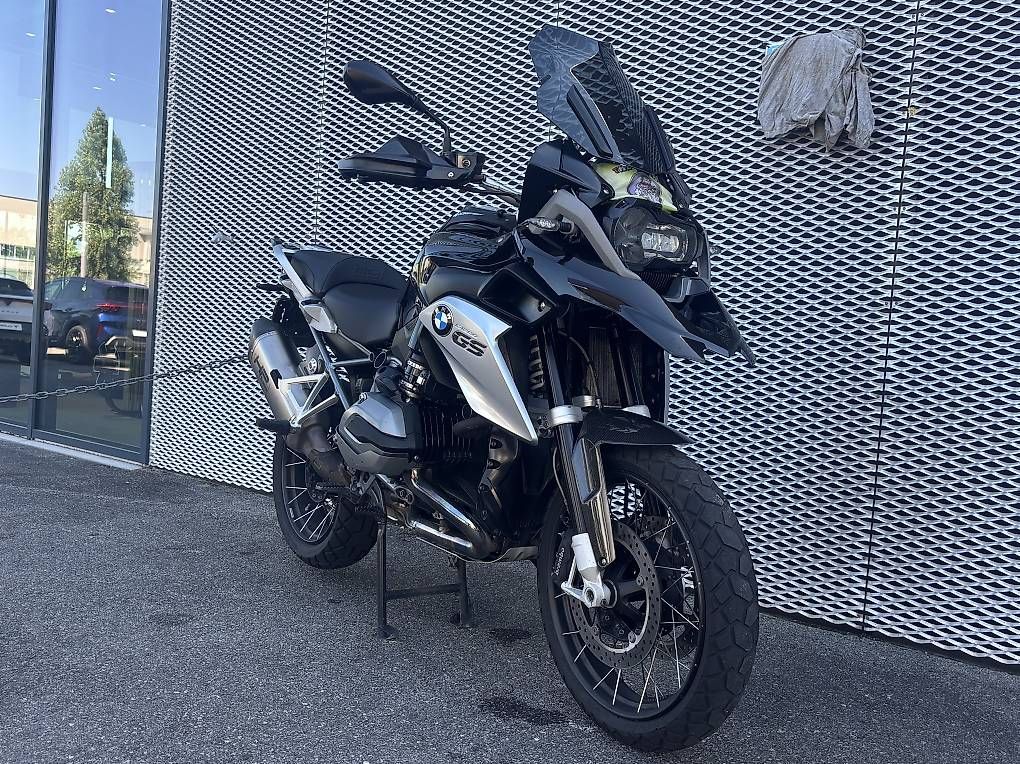 BMW Touring: GS1200 Triple Black + Akra – Gebraucht aus Bernex von by_stef