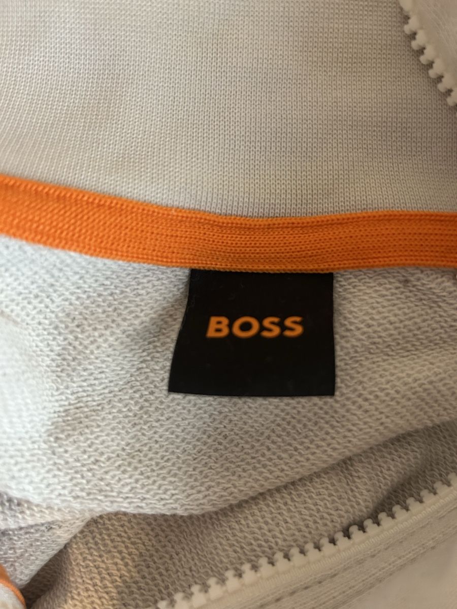 Hugo Boss Maglioni & Felpe: BOSS Sweatjacke in Hellgrau – Usato da Bremgarten b. Bern venduto da jan_mb6v 2