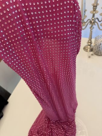 Abendkleid pink mit Strasssteinen besetzt Grösse S neu