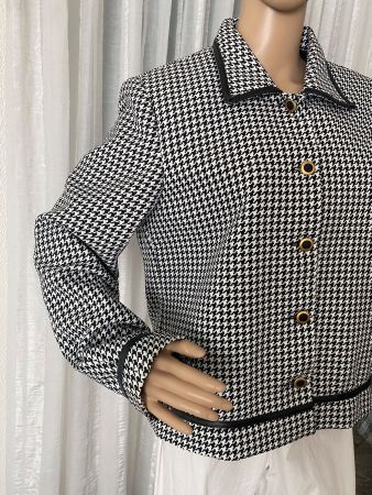 perfekter Auftritt - spezielle Damenjacke, weiss/nero, 42
