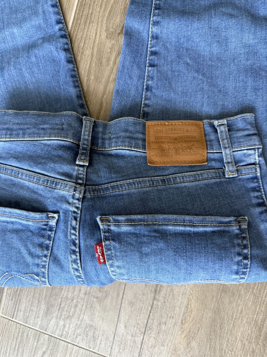 Levi's Jeans: Levis Mile High Skinny Grösse 25 – Usato da Lenzburg venduto da Chlinisimone 1