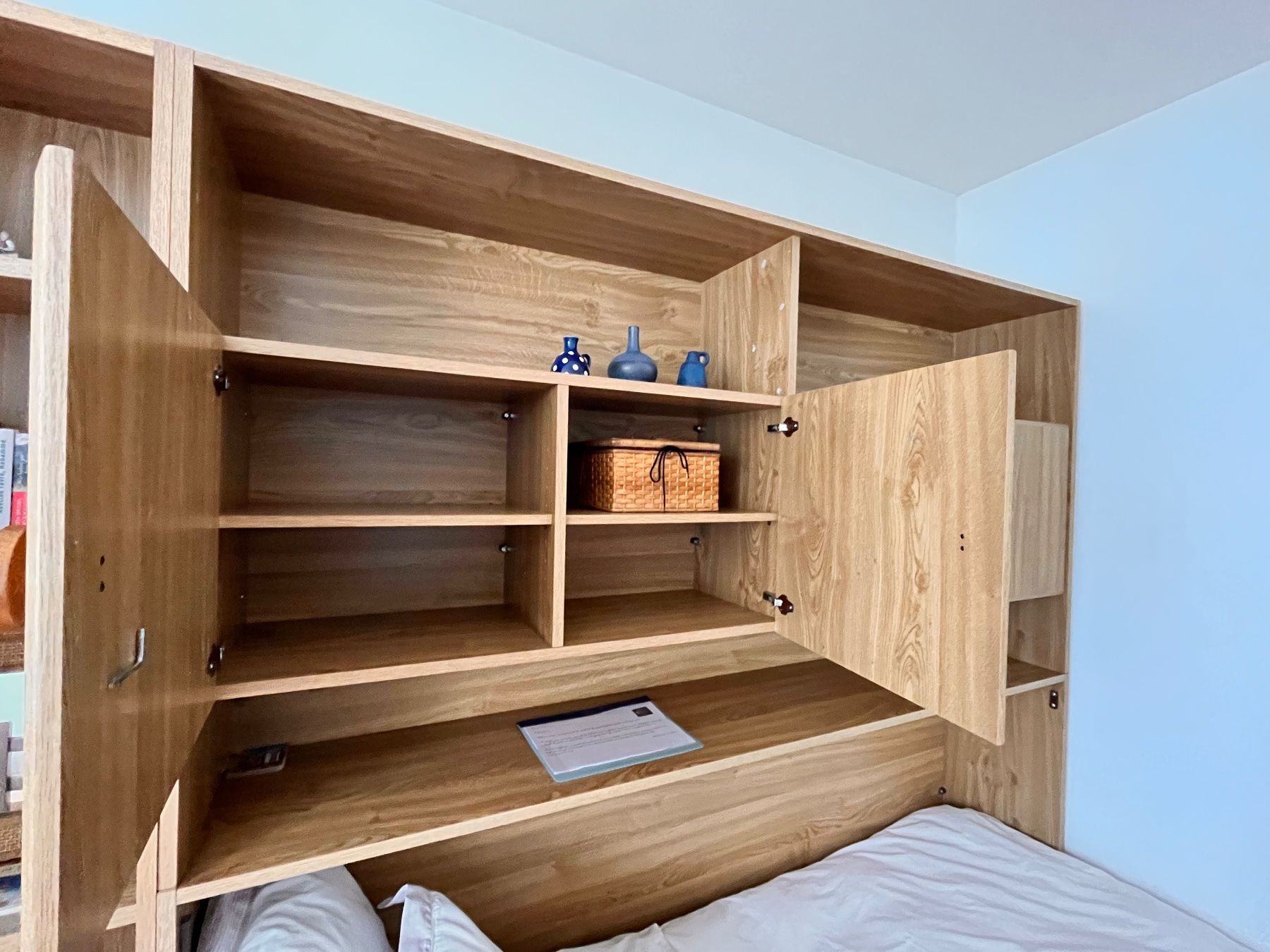 Letti: Chambre complète en bois clair, lit escamotable. Démonté – Usato da Plan-les-Ouates venduto da babsbonplan 4