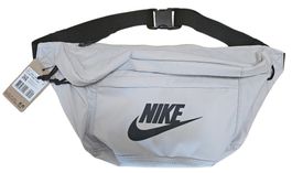 Nike Hüfttasche/Bauchtasche 10L - Neuwertig & Top!