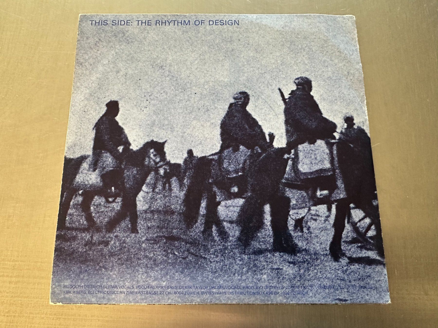 Dischi in vinile: BLUE CHINA 7 VISITOR'S NEVER COME ALONE – Usato da Sion venduto da jaipur1401 2