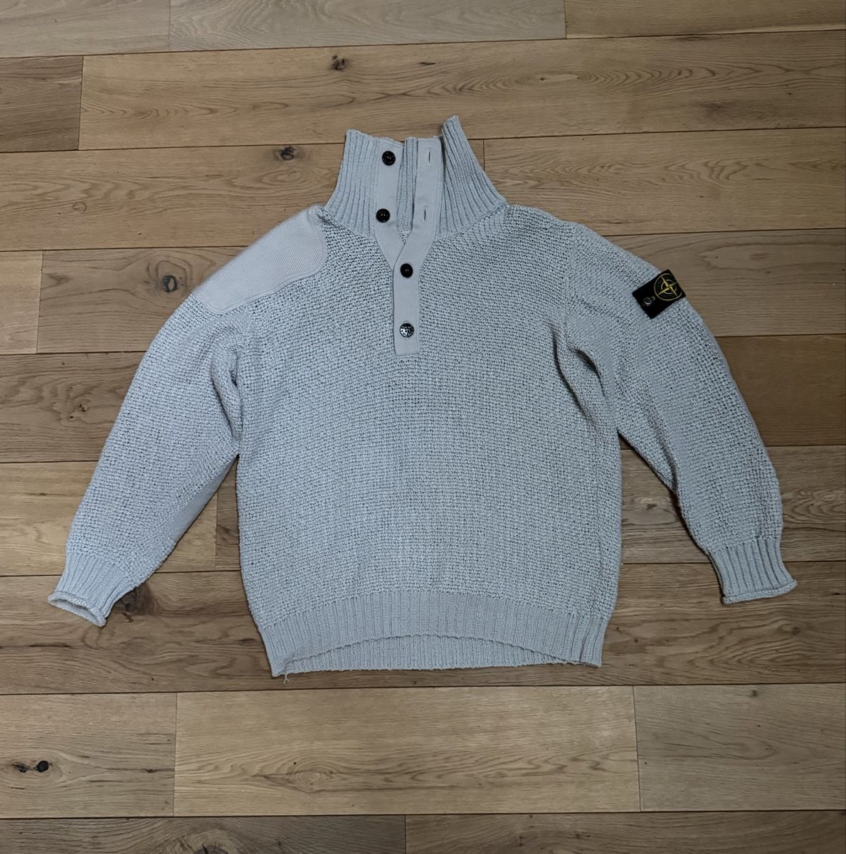 Stone Island Maglioni & Felpe: Stone Island Strickpullover Grau Vintage 2000s Gr.L – Nuovo e nell'imballaggio originale da Luzern venduto da Fabri2000