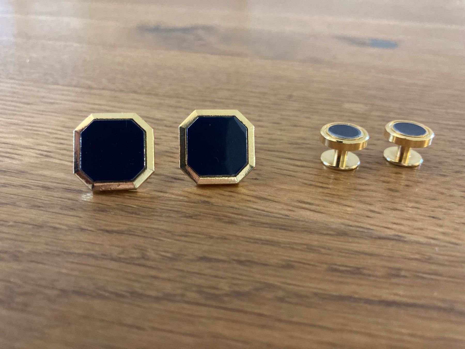 Manschettenknöpfe: Elegante Manschettenknöpfe, 2er Set, dunkelblau – Gebraucht aus Mönchaltorf von Tschibi 4