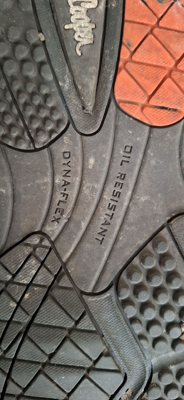 Herrenschuhe: Stahlkappenschuhe Oil Resistent – Gebraucht aus Fehraltorf von Hubi760 3