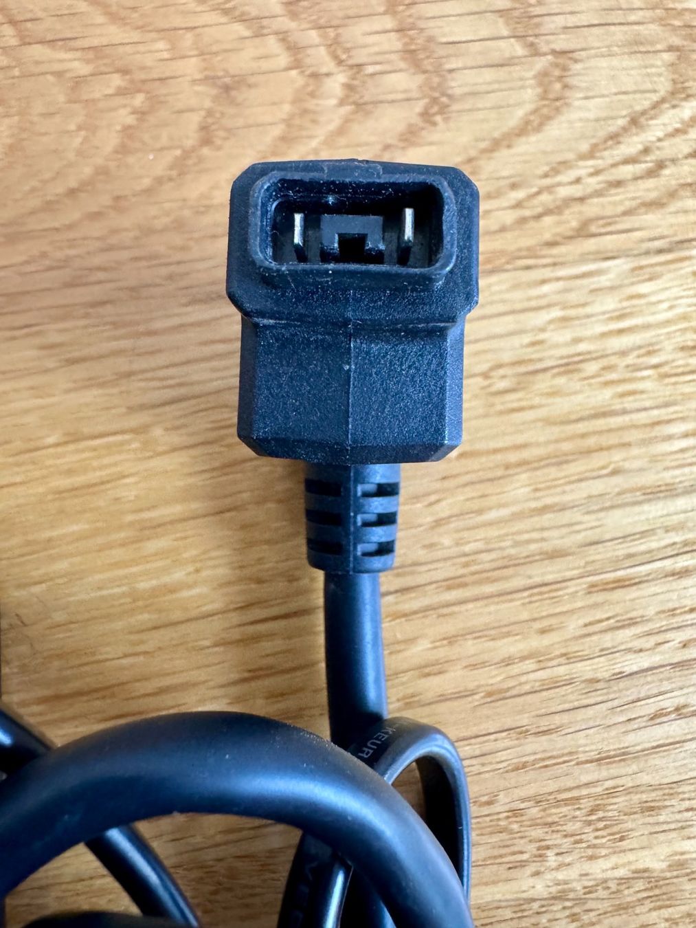 Shimano Ladegeräte: Shimano Chargeur eBike EC-E6000 – Gebraucht aus St-Sulpice VD von Onemix 2