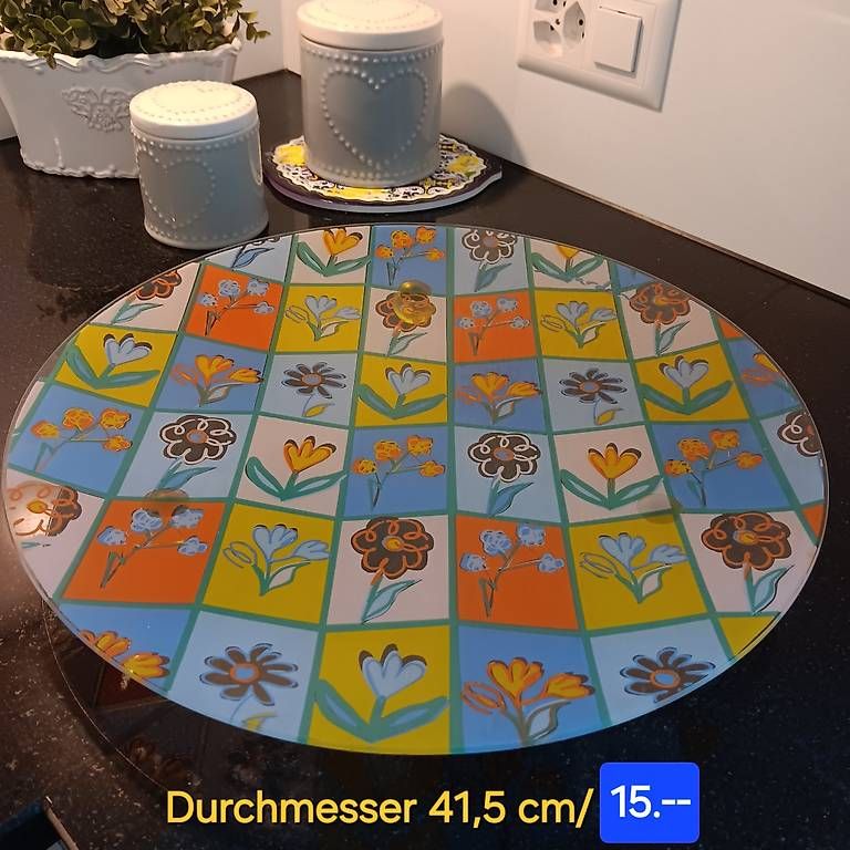 Schalen: Schöne Glasschale mit Füssen – Gebraucht aus Staufen von mar_wf6r