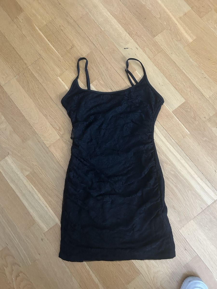 Vestiti: Schönes Kleid gr m neu – Nuovo (secondo la descrizione) da Allschwil venduto da selake990673